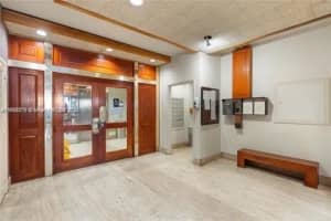 825 Brickell Bay Dr, Miami, FL 33131, Sold 01/28/25