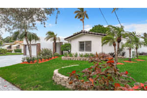 2611 NE 49th St, Lighthouse Point, FL 33064, Sold 01/30/25