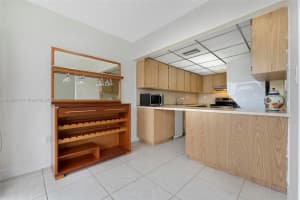 1350 SW 122nd Ave, Miami, FL 33184, Sold 05/21/25