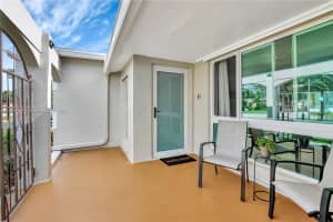 10376 NW 3 St, Plantation, FL 33324, Sold 12/13/24