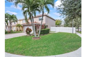 9201 NW 54th St, Sunrise, FL 33351, Sold 01/14/25