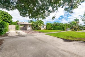421 NE 44th St, Pompano Beach, FL 33064, Sold 04/21/25