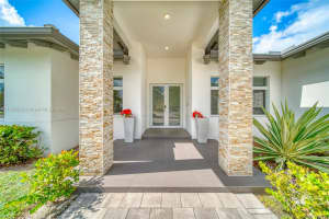 7400 S W 124th Ct, Miami, FL 33183, Sold 06/23/25