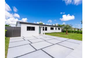 9101 SW 52nd St, Miami, FL 33165, Sold 12/27/24