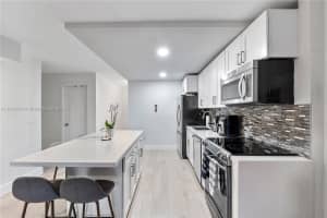 7100 NW 17th St, Plantation, FL 33313, Sold 01/13/25