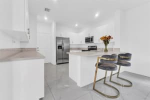 1370 SE 26th Rd, Homestead, FL 33035, Sold 02/13/25