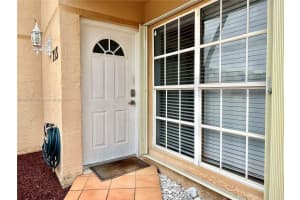 11965 SW 19th Ln, Miami, FL 33175, Sold 12/23/24