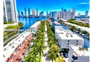 3702 NE 171 St APT 11, North Miami Beach, FL 33160, - MLS#A11688735