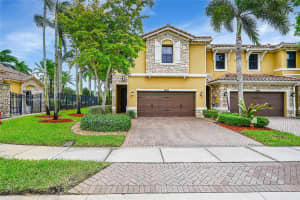 9622 Town Parc Cir S, Parkland, FL 33076, Sold 12/10/24