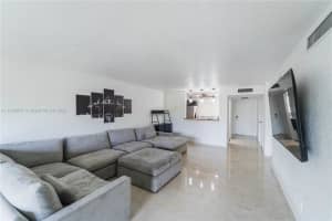6300 S Falls Cir Dr, Lauderhill, FL 33319, Sold 05/12/25