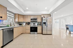 7501 Fairway Blvd, Miramar, FL 33023, Sold 12/27/24