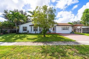 8260 NW 170th Terrace, Hialeah, FL 33015, Sold 03/05/25