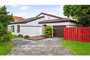 500 SW 88th Pl E, Miami, FL 33174, Sold 12/31/24