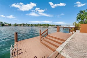 210 E Rivo Alto Dr, Miami Beach, FL 33139, Sold 02/03/25