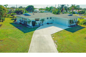 302 SE Verada Ave, Port St. Lucie, FL 34983, Sold 01/07/25