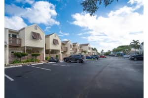 4809 S Hemingway Cir #81, Margate, FL 33063, Sold 08/15/25