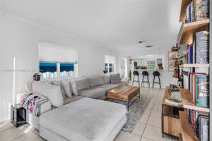 7639 NW 3rd St, Miami, FL 33126, Sold 02/20/25