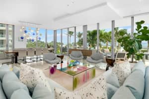 3651 Collins Ave 300, Miami Beach
