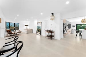 910 W 43rd Ct, Miami Beach, FL 33140, Sold 04/17/25