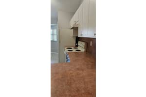 2920 SE 13th Ave, Homestead, FL 33035, Sold 01/13/25