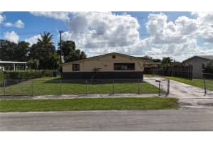 3260 Nw 209th Ter, Miami Gardens