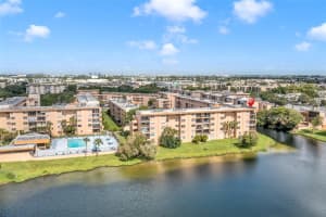 8895 Fontainebleau Blvd APT 508, Miami, FL 33172, Sold 01/24/25