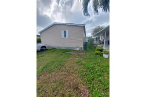 19800 Sw 180 Th Ave Unit 595, Miami