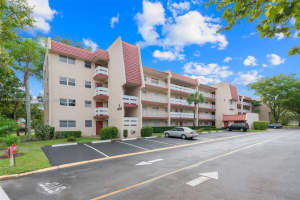 1005 Country Club Dr APT 201, Margate, FL 33063, Sold 04/21/25