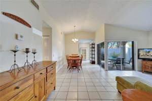 1364 Cottonwood Cir, Weston, FL 33326, Sold 12/23/24