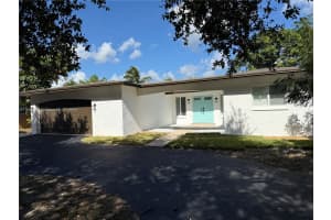 7517 Roosevelt St, Hollywood, FL 33024, Sold 01/24/25
