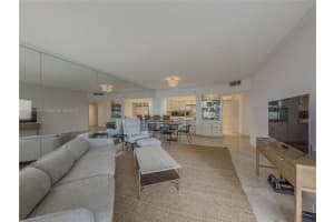 520 Brickell Key Dr, Miami, FL 33131, Sold 12/31/24