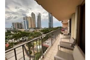 210 174th St APT 712, Sunny Isles Beach, FL 33160, Sold 04/22/25