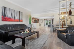 7945 NW 170th St, Hialeah, FL 33015, Sold 12/20/24