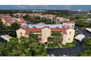 600 Uno Lago Dr, North Palm Beach, FL 33408, Sold 01/09/25