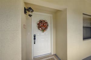 600 Uno Lago Dr, North Palm Beach, FL 33408, Sold 01/09/25