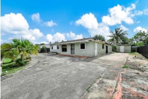 4480 NW 201st St, Miami Gardens, FL 33055 - MLS#A11689565