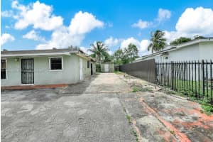 4480 NW 201st St, Miami Gardens, FL 33055 - MLS#A11689565
