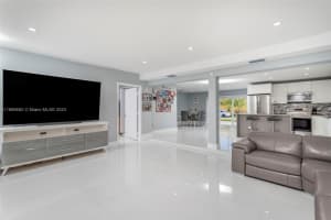 11325 SW 58th Terrace, Miami, FL 33173, Sold 12/04/24