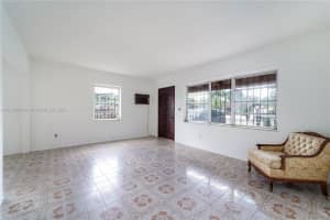 3320 NW 16th St, Miami, FL 33125, Sold 12/04/24