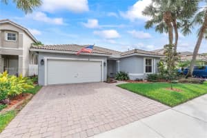 5001 SW 35th Terrace, Fort Lauderdale, FL 33312, Sold 12/27/24