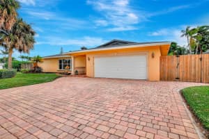 8710 SW 26th Ct, Davie, FL 33328, Sold 04/18/25