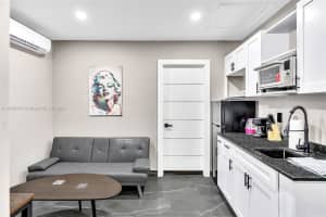 2130 N 53rd Ave, Hollywood, FL 33021, Sold 05/19/25