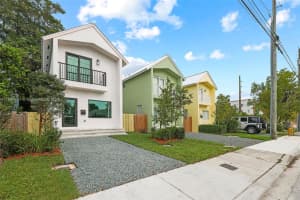6333 SW 60th Ave, South Miami, FL 33143, Sold 01/02/25