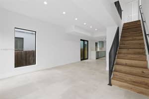 6333 SW 60th Ave, South Miami, FL 33143, Sold 01/02/25