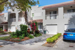 1283 NE 105th St, Miami Shores, FL 33138, Sold 01/24/25