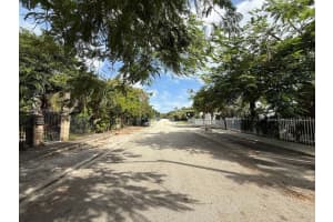 127 NW 47th St, Miami, FL 33127, Sold 12/27/24