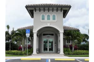 3800 Hillcrest Dr, Hollywood, FL 33021, Sold 02/19/25
