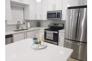 1532 SE 31st Ct, Homestead, FL 33035, Sold 07/23/25