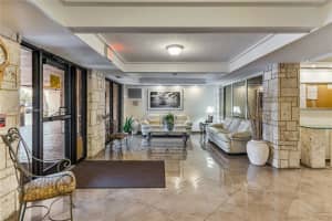 322 Buchanan St 603 Hollywood, FL 33019 - Off Market