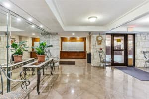 322 Buchanan St 603 Hollywood, FL 33019 - Off Market